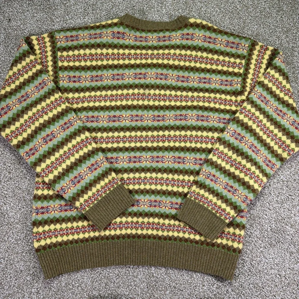 Tommy Hilfiger Lambswool V Neck Size XL Fair Isle Colorful Summer Essentials